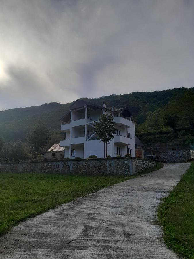 Florini 2023 Apartamento